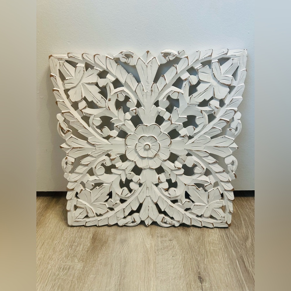 White wooden medallion/mandala wall decor